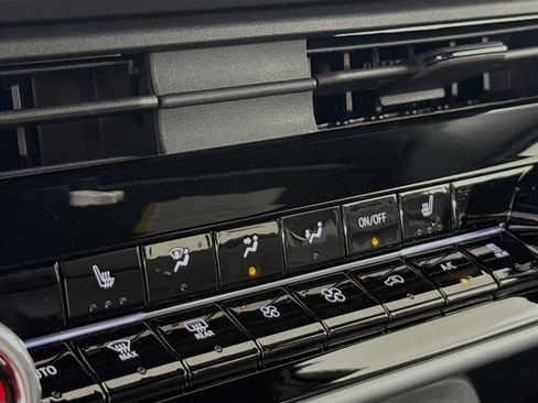 New 2025 Honda Prologue EX image 25