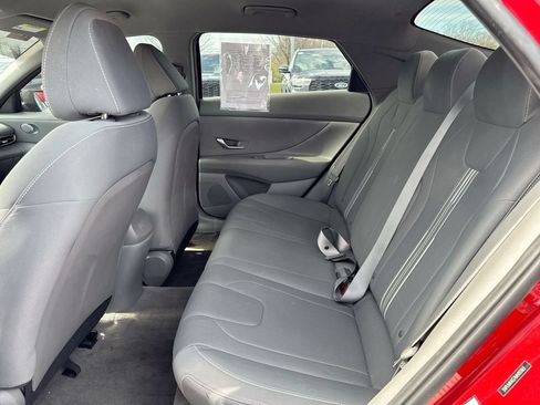 Used 2021 Hyundai Elantra SEL FWD image 22