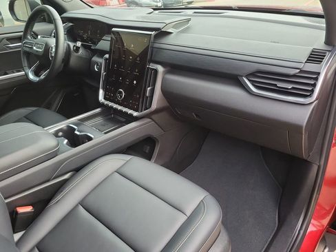 Used 2024 GMC Acadia Elevation w/ Luxury Package image 30