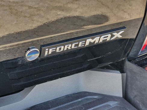 Used 2025 Toyota Tundra Platinum AWD/4WD image 12