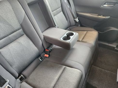 Used 2025 Nissan Rogue SV FWD image 27