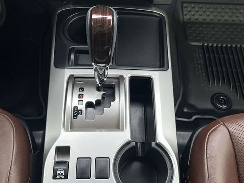 Used 2023 Toyota 4Runner Limited image 17