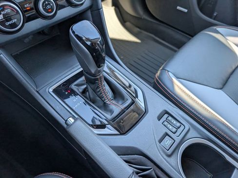 Used 2018 Subaru Crosstrek 2.0i Limited image 23