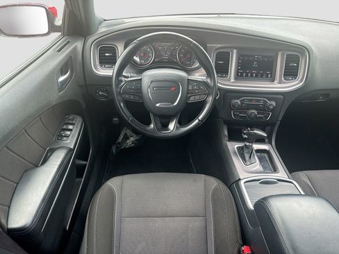 Used 2022 Dodge Charger SXT RWD image 21