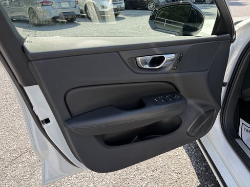 Used 2024 Volvo S60 B5 Plus AWD/4WD image 9