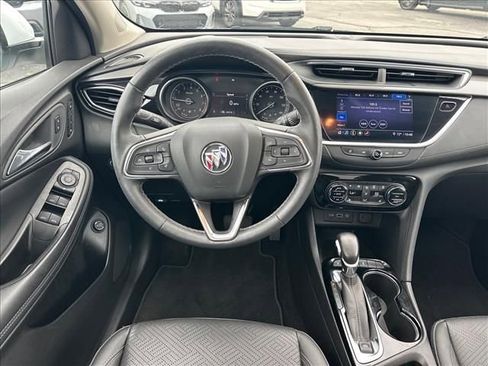 Certified 2022 Buick Encore GX Essence w/ Experience Buick Package FWD image 14