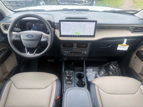 New 2025 Ford Maverick Lariat AWD/4WD image 12