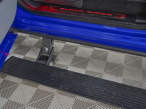 Used 2025 Ford F250 XLT w/ Black Appearance Package image 15