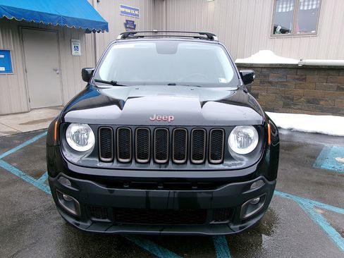 Used 2016 Jeep Renegade 75th Anniversary image 3