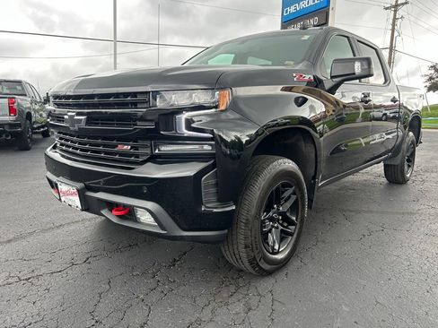Used 2021 Chevrolet Silverado 1500 LT Trail Boss w/ Convenience Package II AWD/4WD image 1