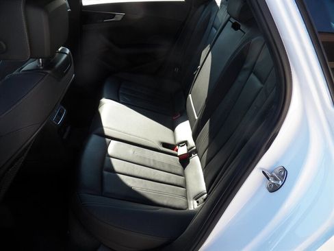 Used 2023 Audi A4 2.0T Premium Plus image 10