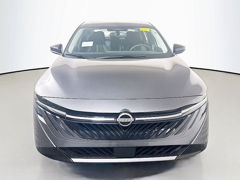 New 2026 Nissan Sentra SV w/ SV Convenience Package FWD image 2