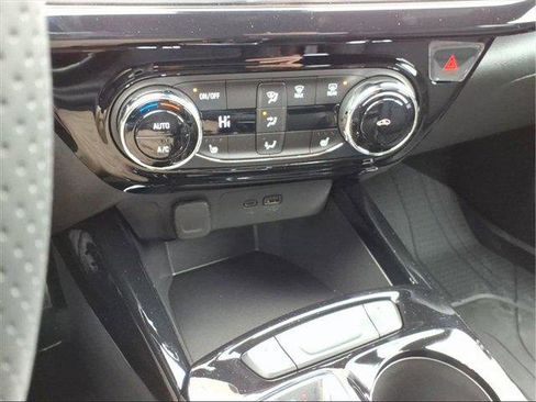 New 2026 Chevrolet Trax RS image 21