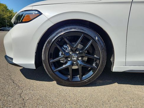 Certified 2025 Honda Civic Sport image 9