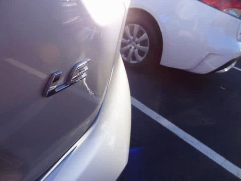 Used 2023 Toyota Corolla LE image 27