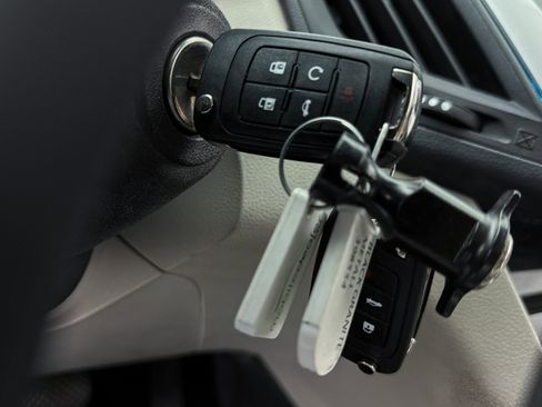 Used 2013 Chevrolet Equinox LTZ image 21