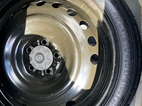 Used 2024 Toyota Corolla SE image 20