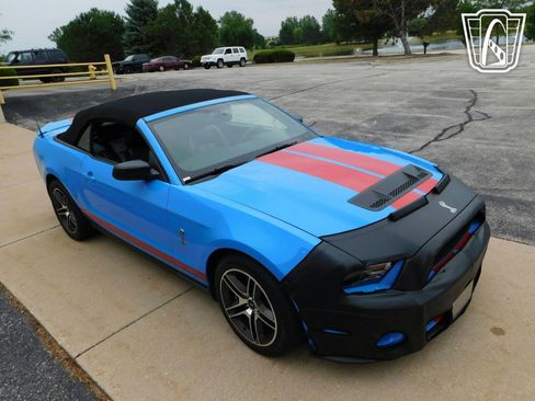 Used 2010 Ford Mustang Shelby GT500 image 5