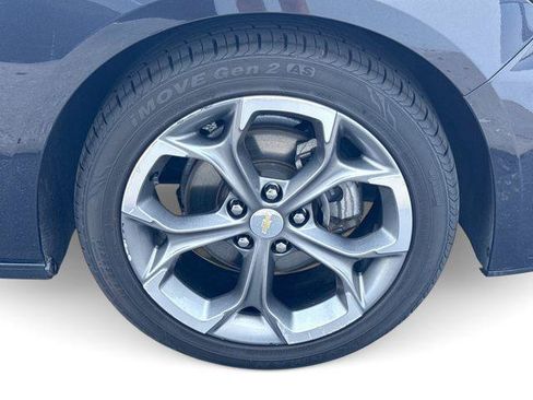 Used 2023 Chevrolet Malibu LT FWD image 19