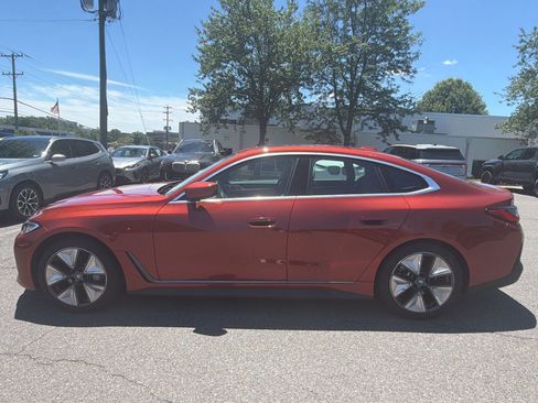 Used 2023 BMW i4 eDrive35 RWD image 2