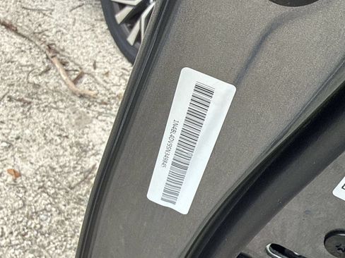 Used 2025 Nissan Altima 2.5 SV FWD image 10