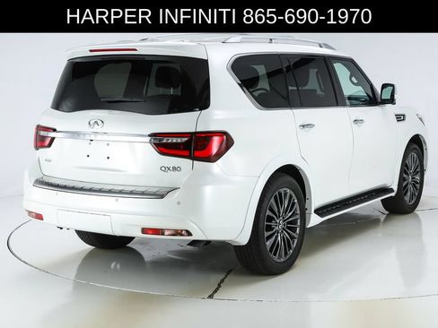 Used 2024 INFINITI QX80 Sensory w/ Cargo Package AWD/4WD image 10