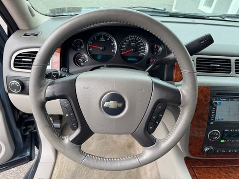 Used 2008 Chevrolet Tahoe LTZ w/ LTZ Preferred Equipment Group image 18