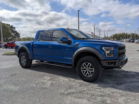 Used 2018 Ford F150 Raptor w/ Equipment Group 802A Luxury image 9