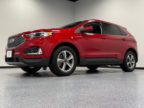 Certified 2023 Ford Edge SEL w/ Convenience Package AWD/4WD image 5