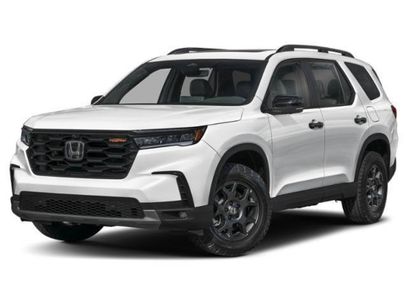 Used 2025 Honda Pilot TrailSport