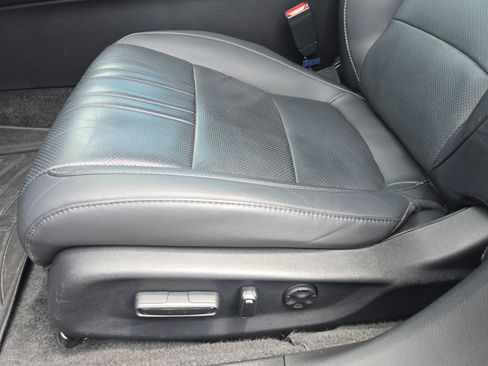 Used 2021 Honda Accord Touring image 28
