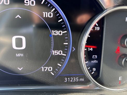 Used 2019 Chevrolet Blazer Premier image 23