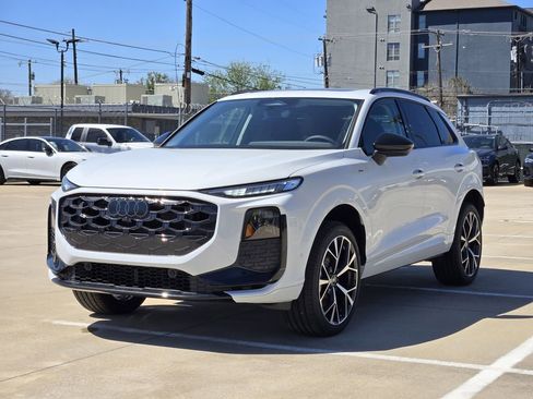 New 2026 Audi Q3 quattro 2.0T image 6