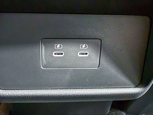 New 2026 Nissan Rogue SV AWD/4WD image 32