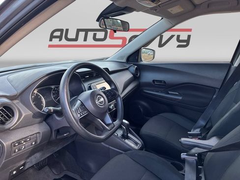 Used 2024 Nissan Kicks S FWD image 10