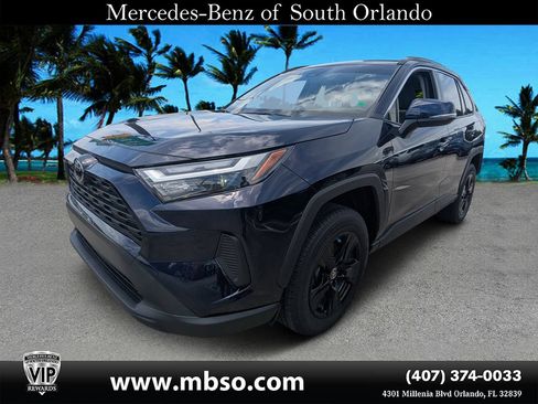 Used 2025 Toyota RAV4 XLE FWD image 18