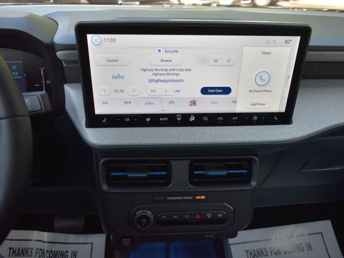 New 2026 Ford Maverick XLT w/ XLT Luxury Package FWD image 26