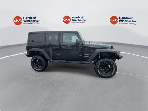 Used 2017 Jeep Wrangler Unlimited Sport w/ Quick Order Package 24S AWD/4WD image 3