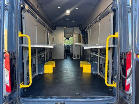Used 2019 Ford Transit 250 148 High Roof Extended image 9