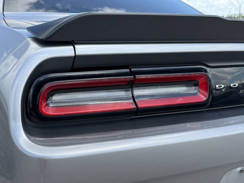 Used 2016 Dodge Challenger R/T Scat Pack RWD image 11