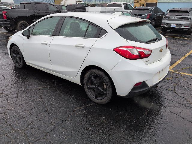 Used 2017 Chevrolet Cruze LT FWD image 6