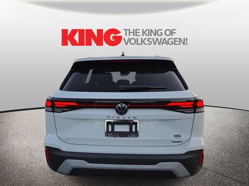 New 2026 Volkswagen Tiguan SE AWD/4WD image 4