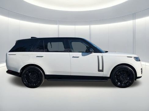 New 2026 Land Rover Range Rover Long Wheelbase SE AWD/4WD image 5