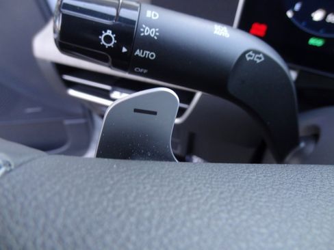 Used 2024 Hyundai Sonata Limited image 28