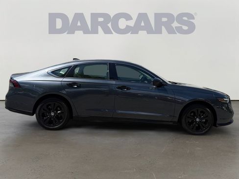 Used 2024 Honda Accord EX image 8
