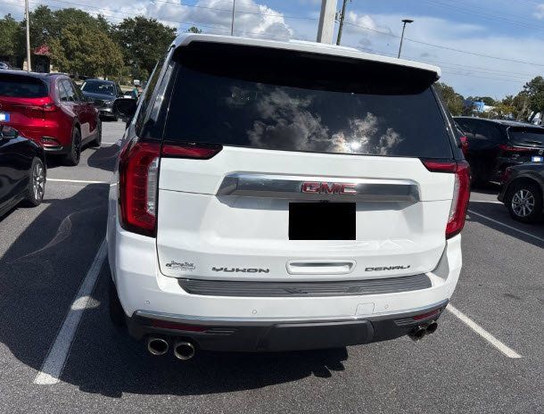 Used 2023 GMC Yukon Denali w/ Max Trailering Package AWD/4WD image 3