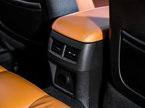 Used 2021 Cadillac CT4 Premium Luxury image 40