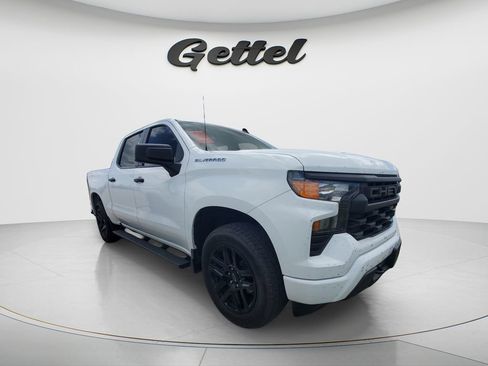 Used 2022 Chevrolet Silverado 1500 Custom AWD/4WD image 2