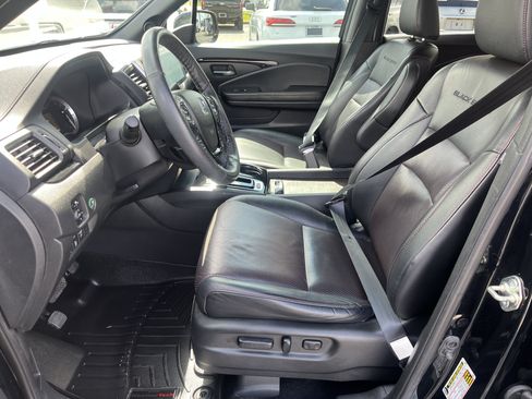 Used 2017 Honda Ridgeline Black Edition image 14