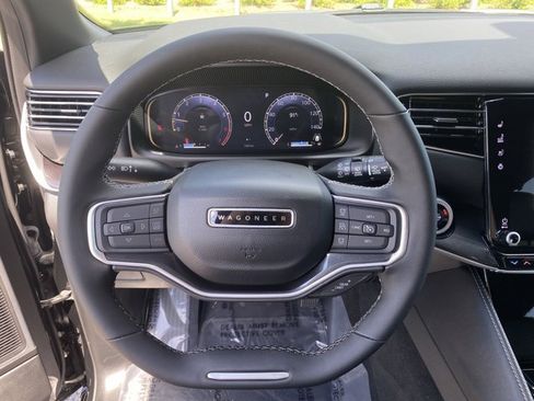New 2024 Jeep Wagoneer Base w/ Convenience Group I image 27